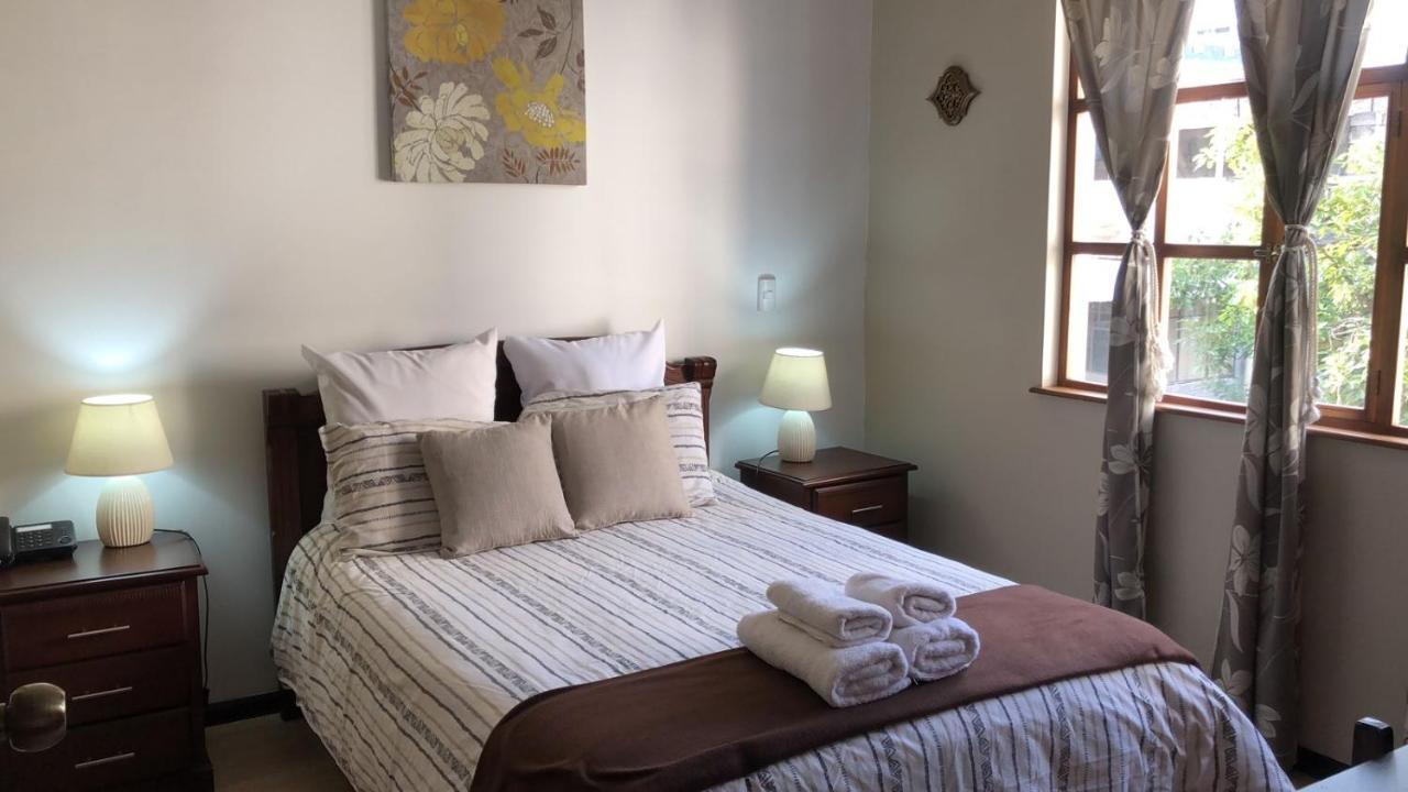 Hotel En El Centro Historico Cuenca Eksteriør bilde